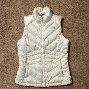 Pearl white north face vest